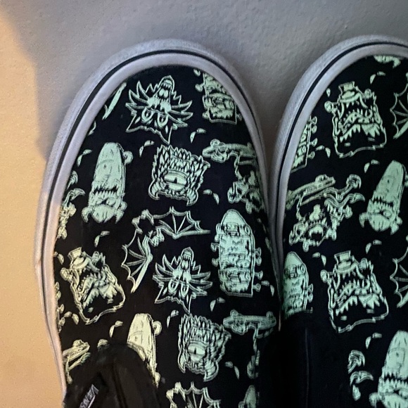 Glow In The Dark Vans Spooky Halloween Cat Bat Monster Boys Size 2.5 Shoes - Picture 5 of 5